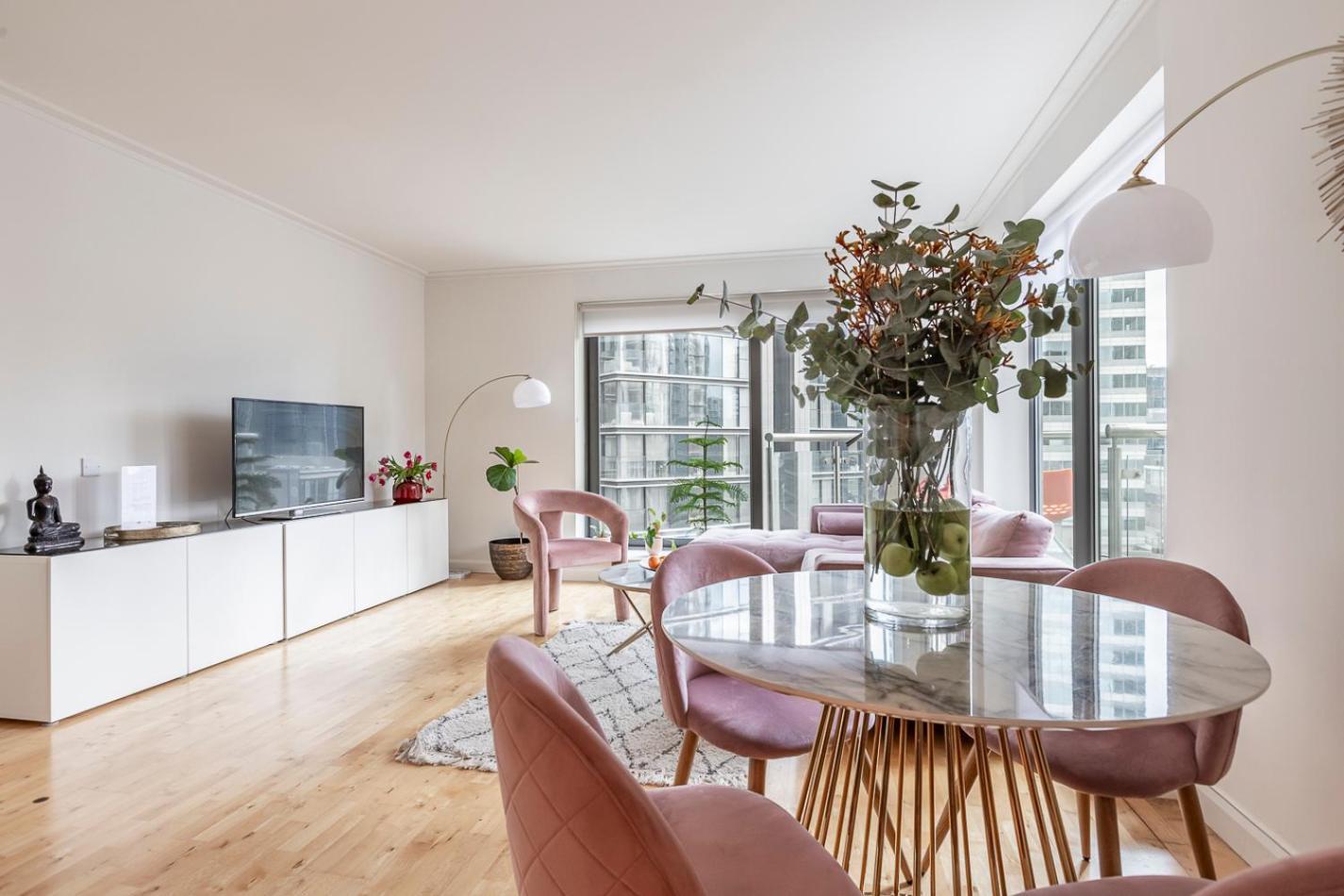 City Waterfront Apartments London Exterior photo